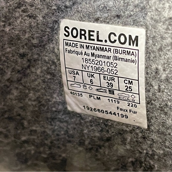 SOREL  Joan of Arctic™ Waterproof boots - Picture 9 of 11